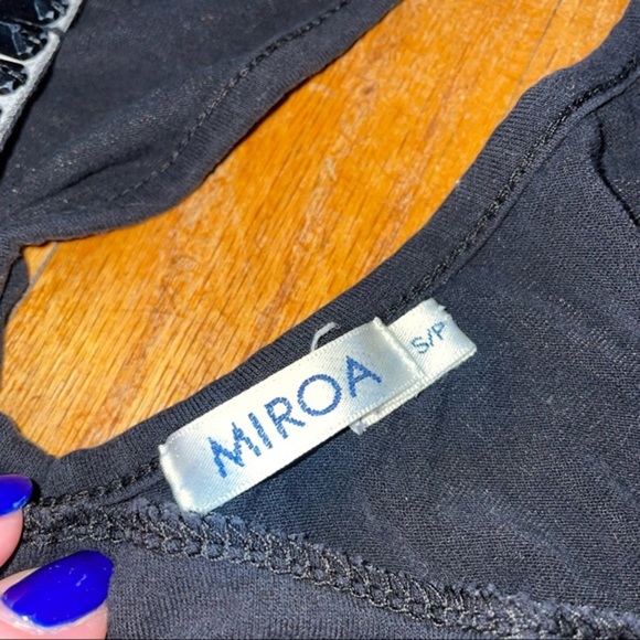 EUC miroa fitted top/Schitts Creek lookalike style - Picture 5 of 5